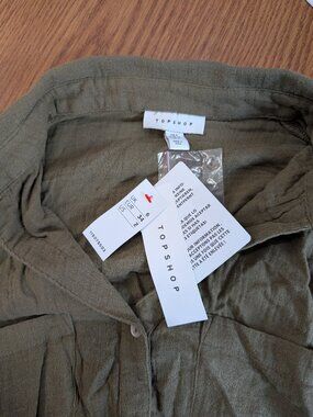 NWT ASOS Topshop casual button down shirt in khaki size 2